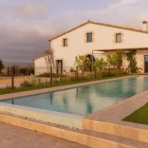 https://can-buf-espectacular-casa-con-piscina-interior.topcostabravahotels.com
